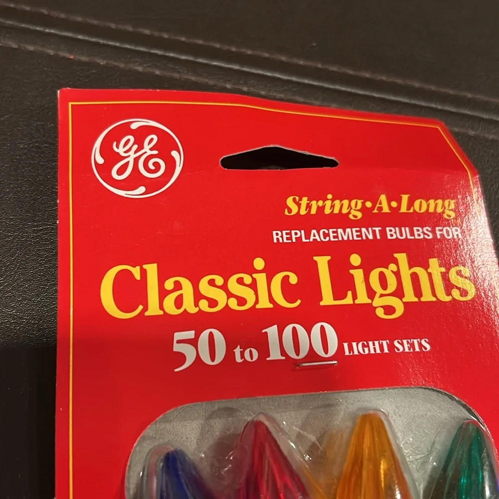 Vintage replacement bulbs in original package never opened 2 identical packs